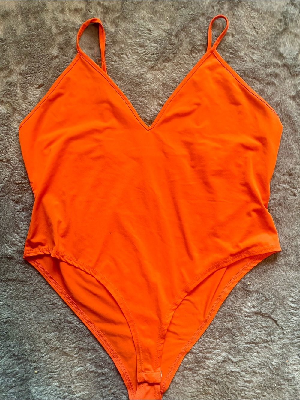 Women’s XL Red V-Neck Bodysuit